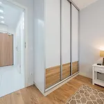 Hello 4 Oceany Z Prywatnym Parkingiem 아파트